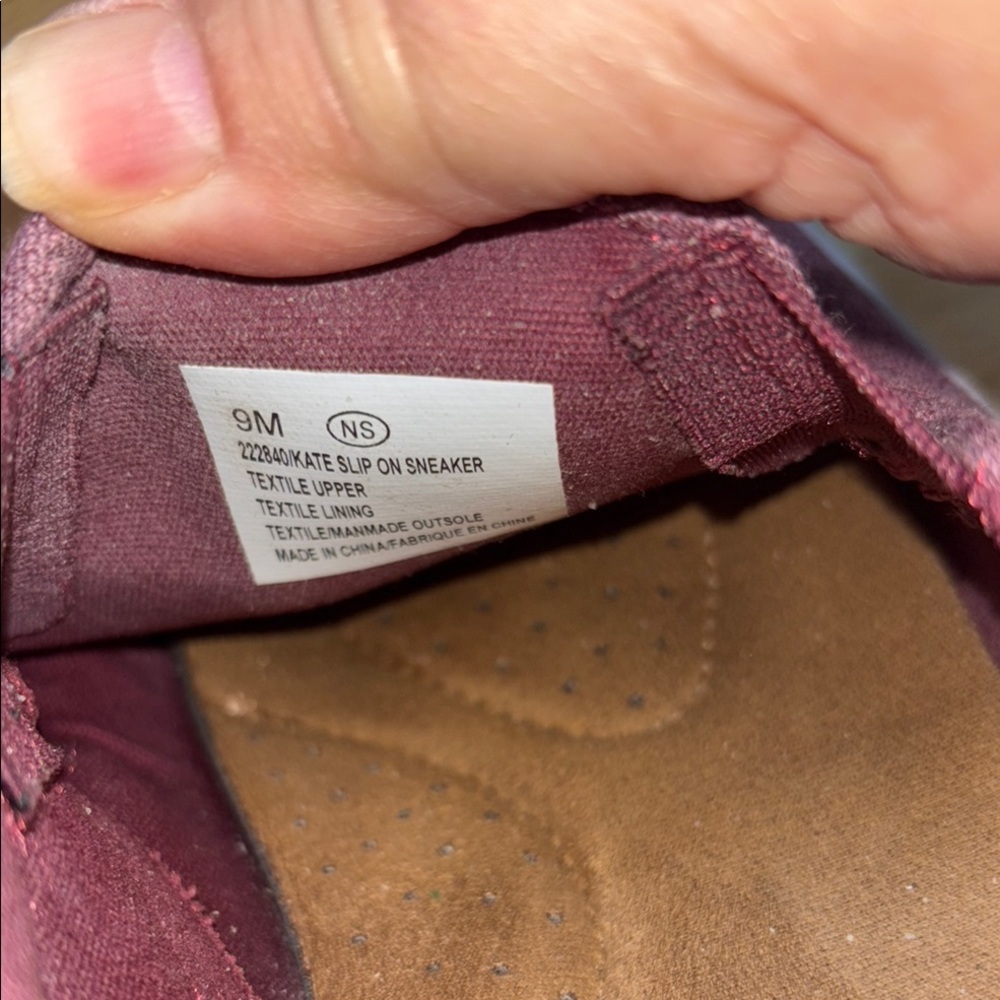 Maurices Purple Slip-On Sneakers size 9 - Picture 3 of 8